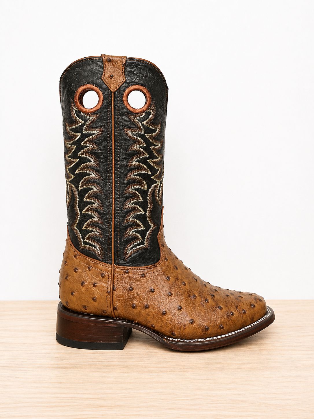 Botas Avestruz Africana Sólido Brandy - Cayetana Negro